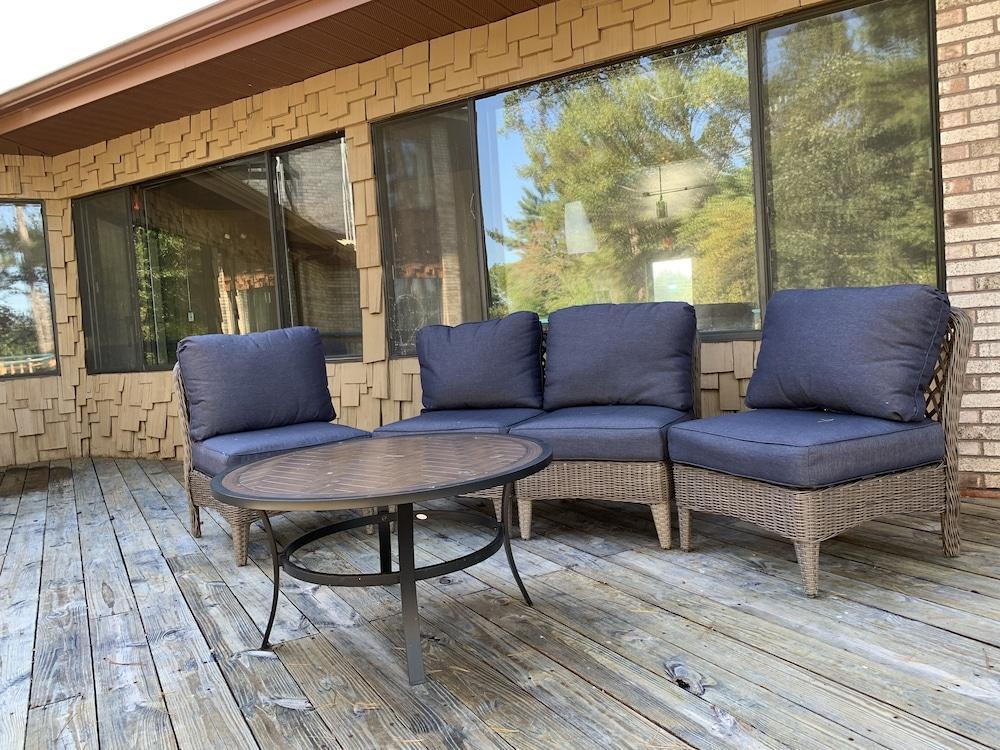 University Inn & Suites Stevens Point Luaran gambar