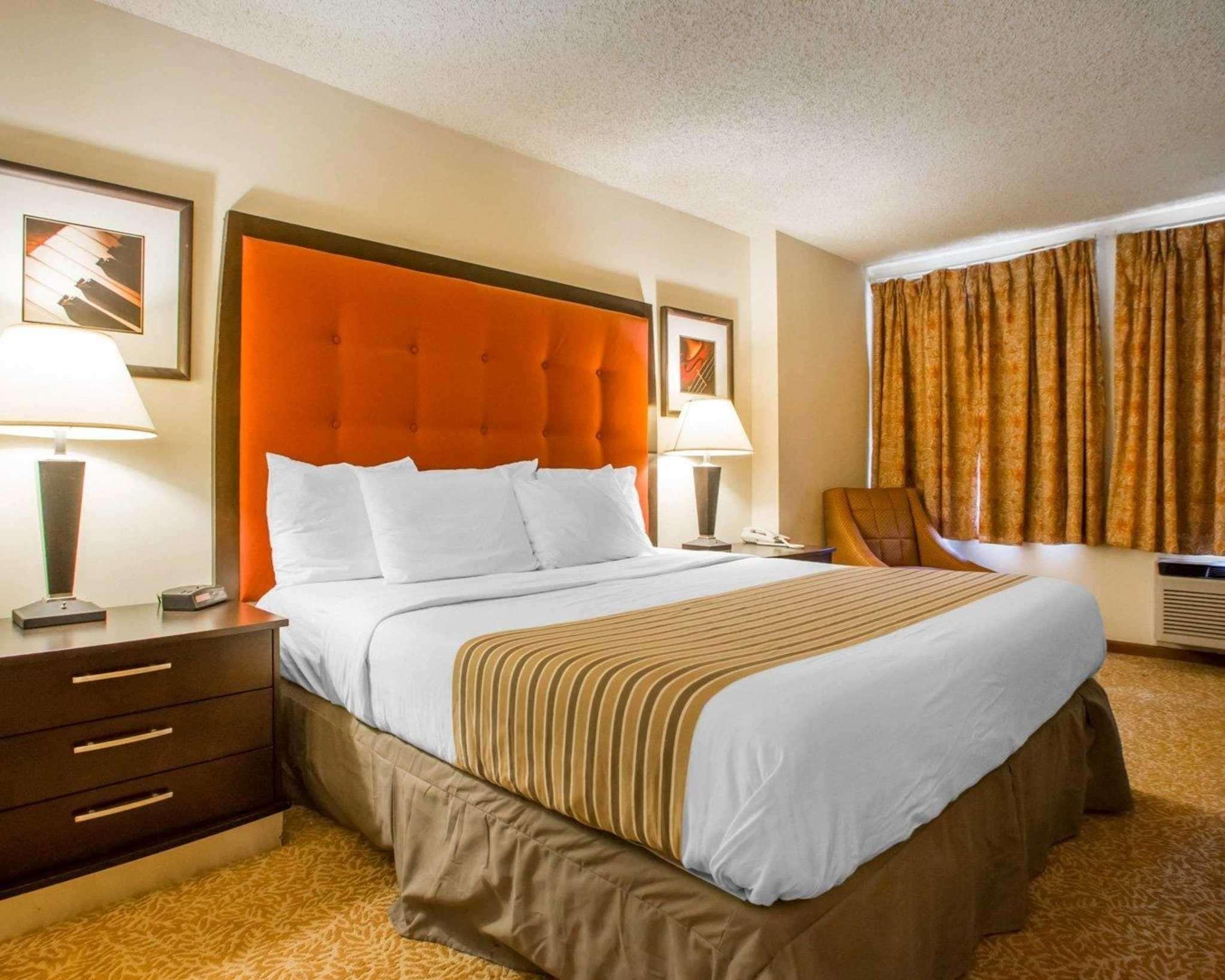 Econo Lodge Inn & Suites Stevens Point Luaran gambar