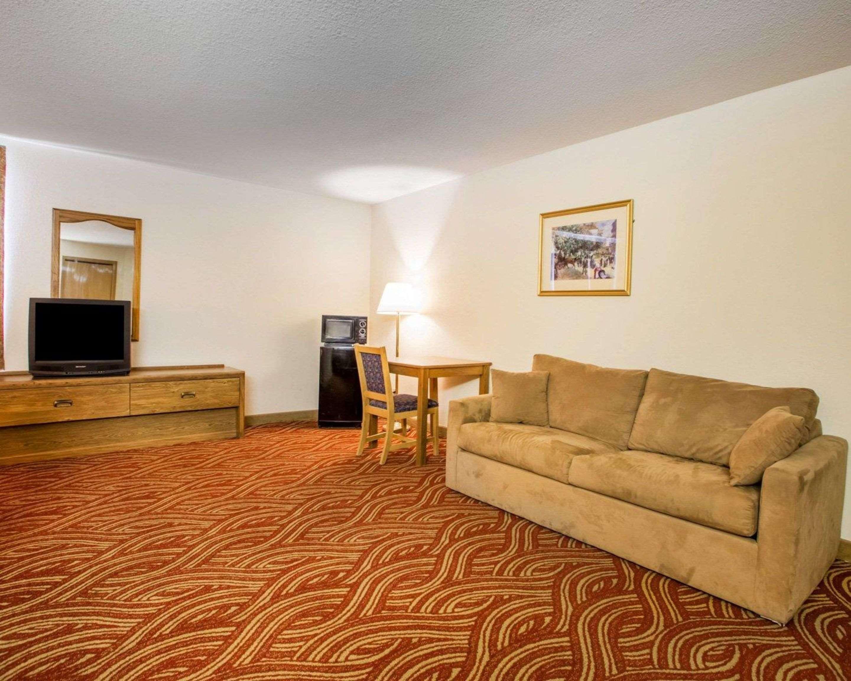 Econo Lodge Inn & Suites Stevens Point Luaran gambar