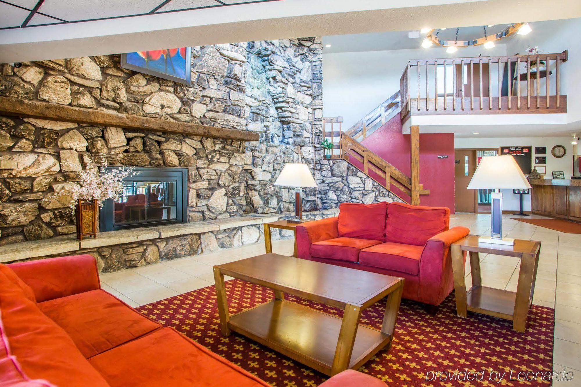 Econo Lodge Inn & Suites Stevens Point Luaran gambar