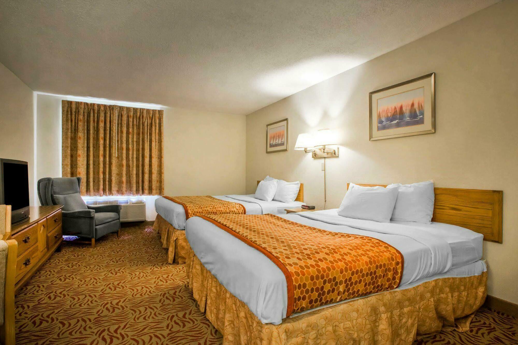 Econo Lodge Inn & Suites Stevens Point Luaran gambar